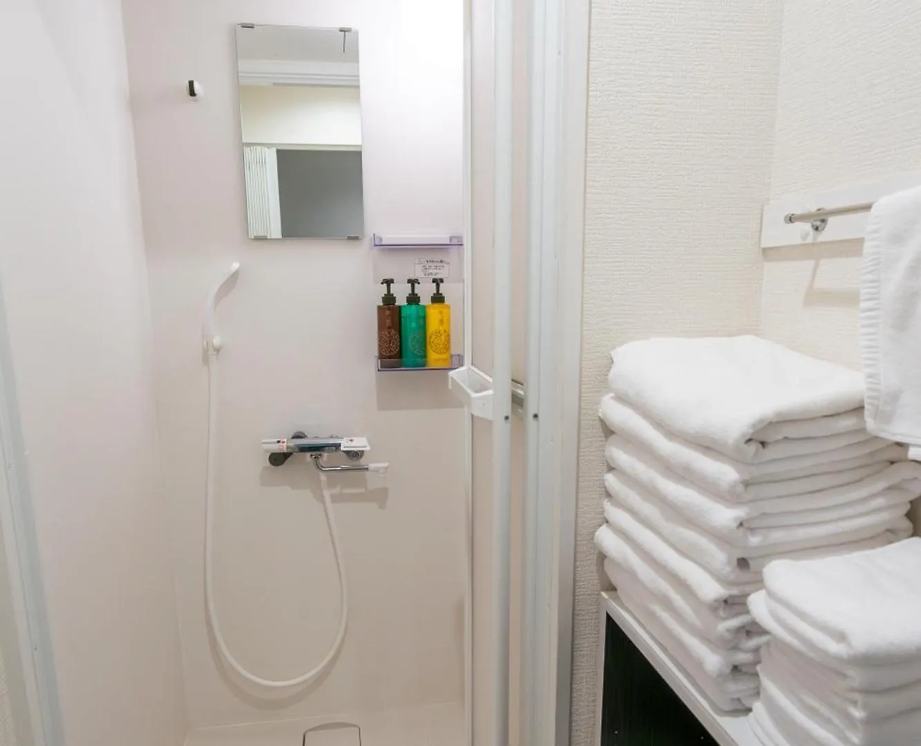Nakaz Machiya , Osaka Umeda Apartman